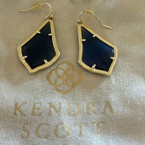 Kendra Scott beautiful dark blue stone and gold